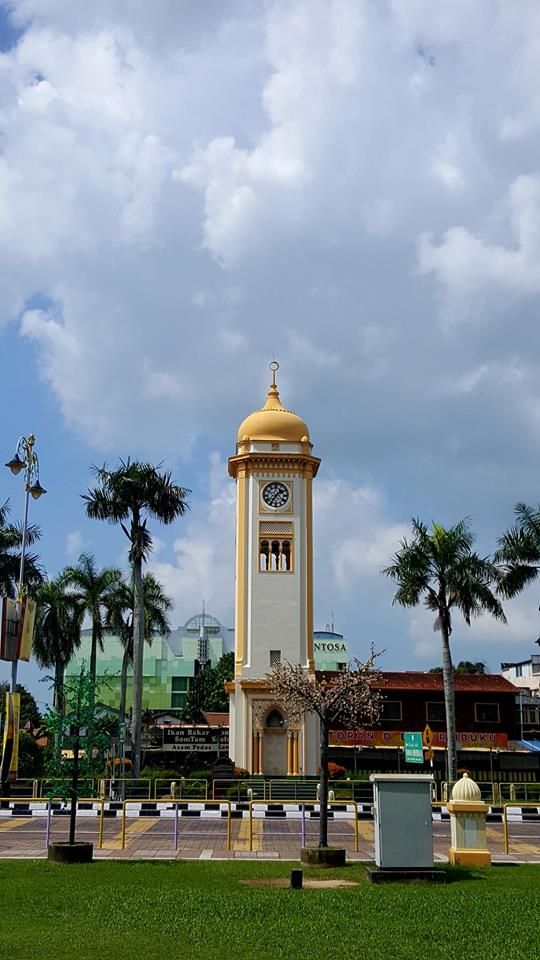 photo big clock tower